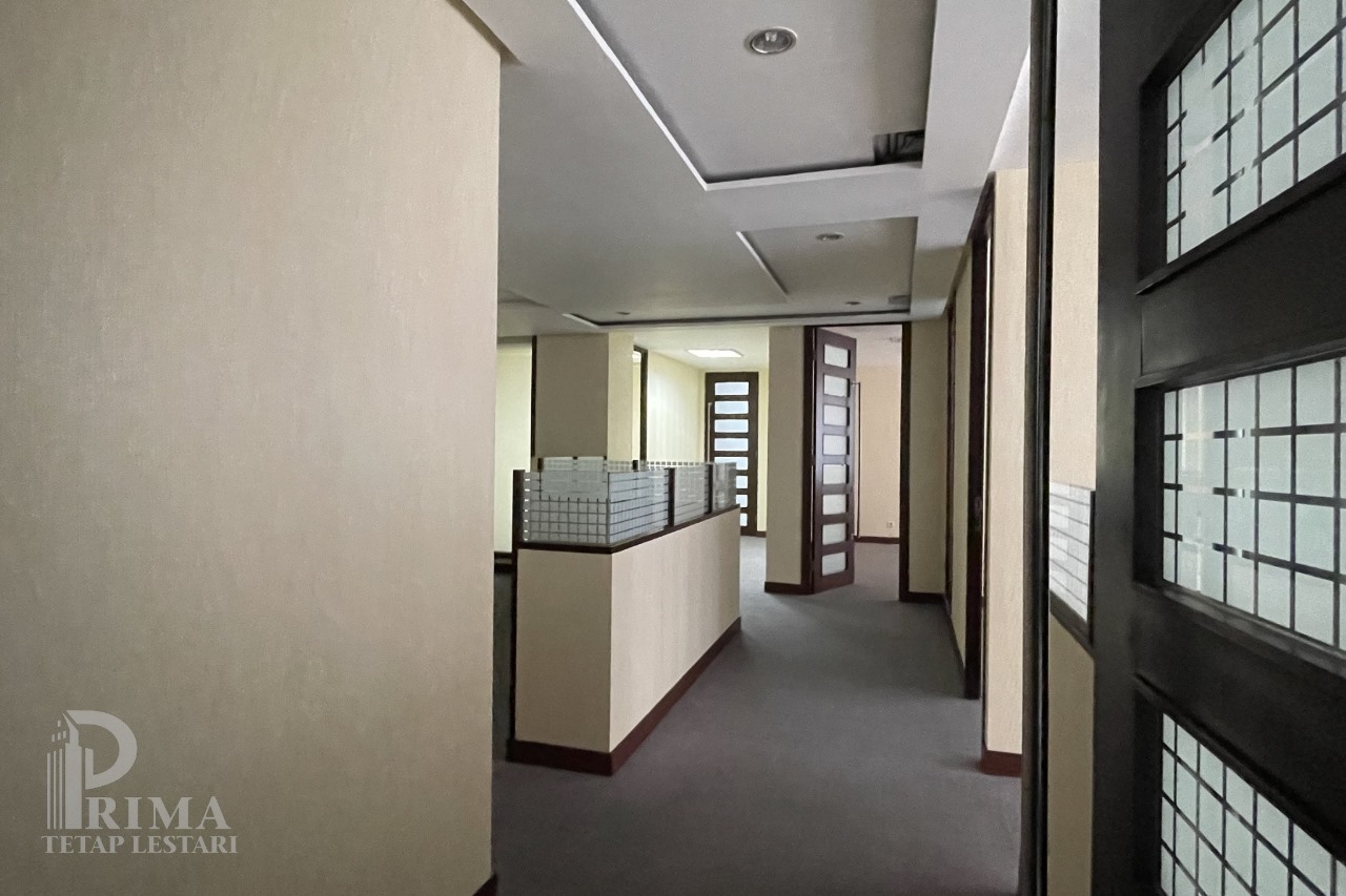 SEWA KANTOR AMEX MELAWAI