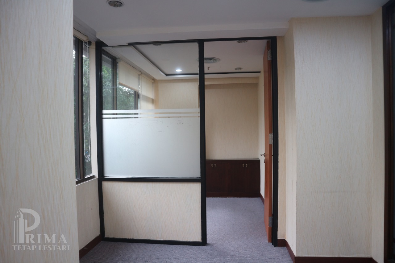 SEWA KANTOR AMEX MELAWAI